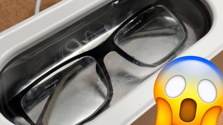 Can I use cotton balls to clean glasses?