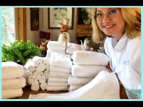 Can you wash microfiber cloths with baking soda?