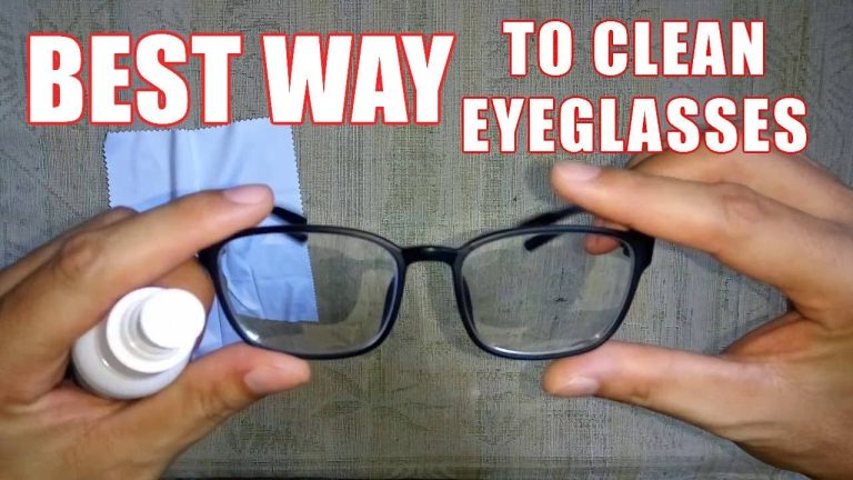 How do you clean glasses with vinegar?