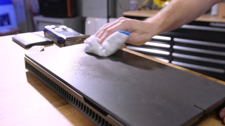 How To Clean Computer Glasses