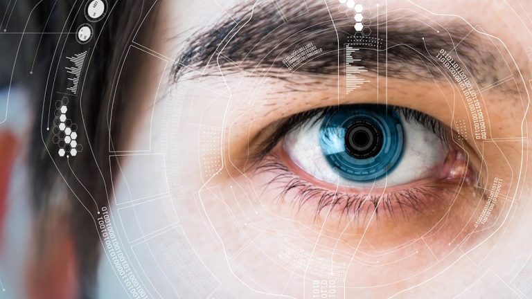 What are smart contact lenses?