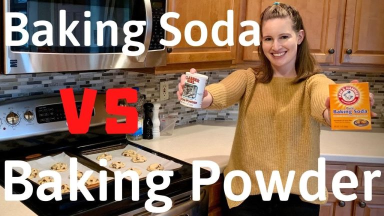 What’s the difference between baking soda and powder?